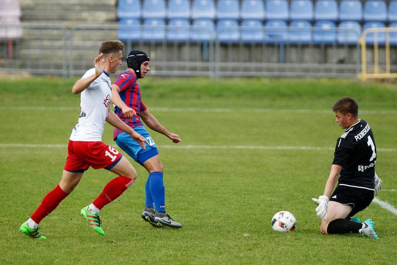 Football. IV Liga. Bytomski Sport Bytom - Podbeskidzie II Bielsko-Biala. 10.09.2017