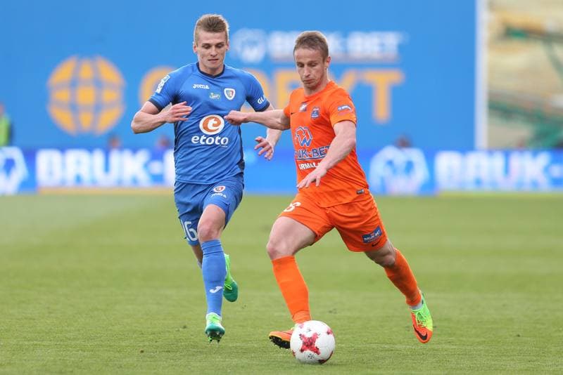 Football. Lotto Ekstraklasa. Bruk-Bet Termalica Nieciecza - Piast Gliwice. 17.04.2017