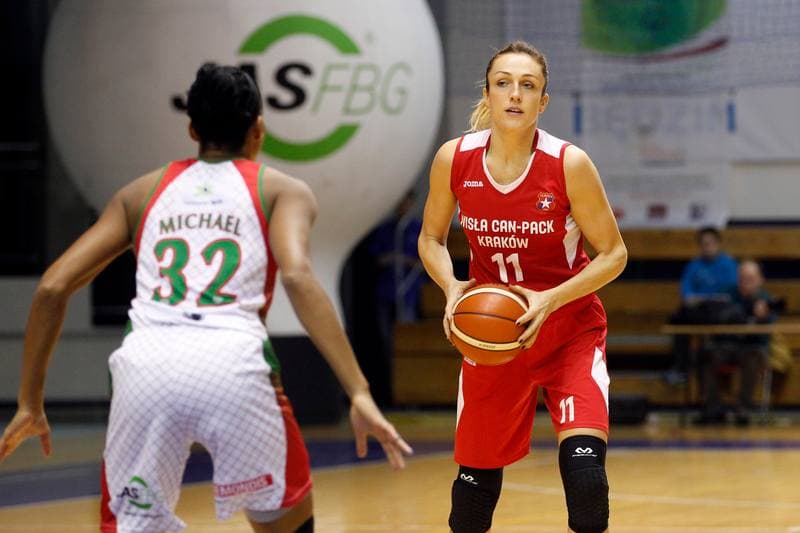 Basketball. Women Basket Liga. JAS-FBG Zaglebie Sosnowiec - Wisla Can-Pack Krakow. 27.11.2016