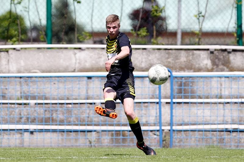 Football. IV Liga. Piast II Gliwice - Ruch II Radzionkow. 05.05.2018