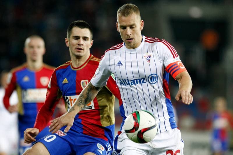Football. PKO BP Ekstraklasa. Gornik Zabrze - Piast Gliwice. 01.12.2015