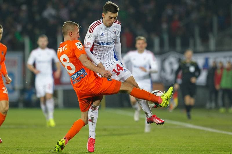 Football. PKO BP Ekstraklasa. Gornik Zabrze - Termalica Bruk-Bet Nieciecza. 12.12.2015