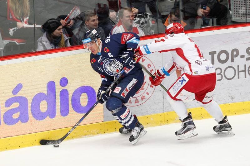 Ice Hockey. Tipsport Extraliga. Ocelari Trinec - Bili Tygri Liberec. 05.02.2017