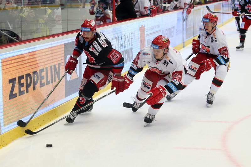 Ice Hockey. TipSport Extraliga. Ocelari Trinec - Mountfield Hradec Kralove. 03.04.2018