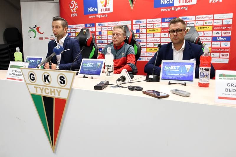 Football. GKS Tychy. Press Conference. 11.10.2017