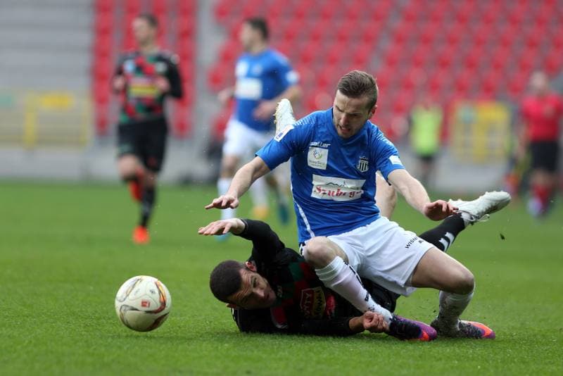 Football. Nice I Liga. GKS Tychy - Sandecja Nowy Sacz. 05.04.2017
