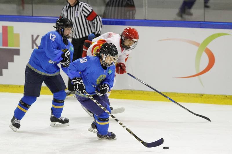 Ice Hockey. Women's World Championship. China - Kazakhstan. 08.04.2017
