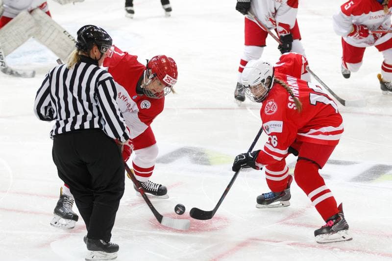 Ice Hockey. Women's U18 World Championship Division 1B. Poland - Denmark. 09.01.2018