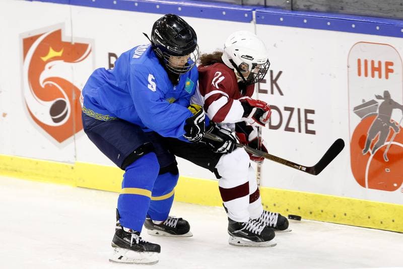Ice Hockey. Women's World Championship. Latvia - Kazakhstan. 11.04.2017