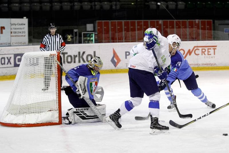 Ice Hockey. U20 World Championship Division I. Italy - Slovenia. 08.12.2018