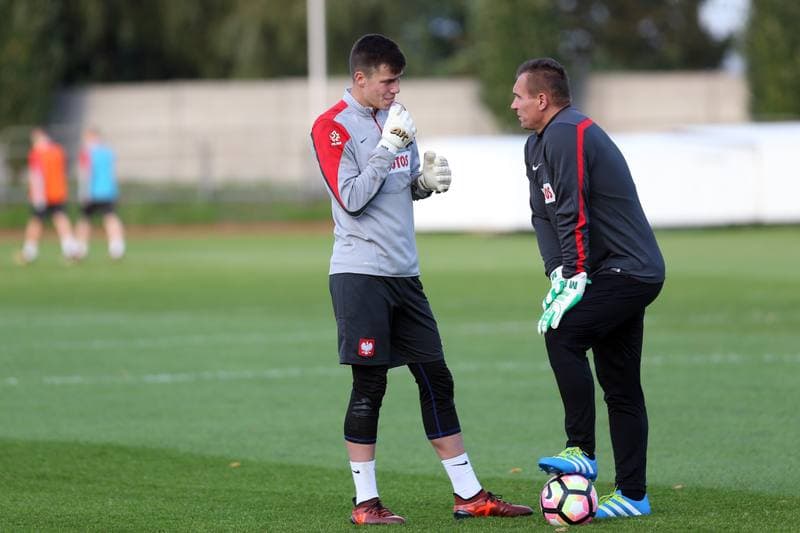 Football. Poland U19. Training. 02.10.2017