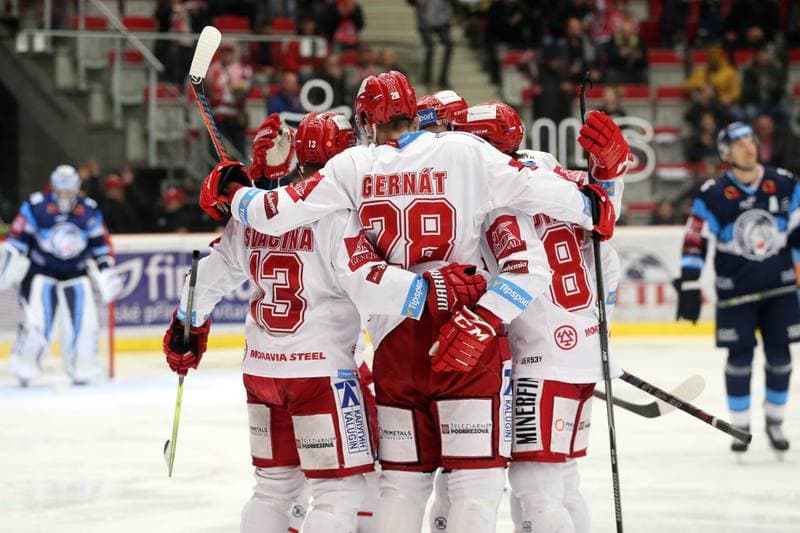 Ice Hockey. Tipsport Extraliga. Ocelari Trinec - Bily Tygri Liberec. 13.02.2019
