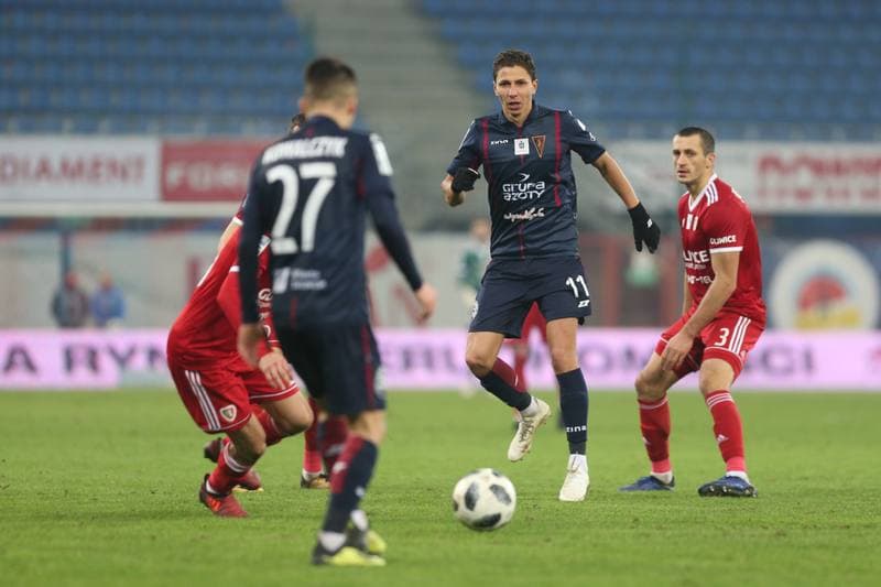 Football. Lotto Ekstraklasa. Piast Gliwice - Pogon Szczecin. 03.12.2018