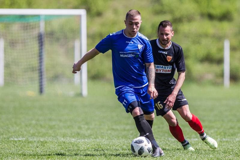 Football. Haiz IV Liga. Polonia Bytom - MKS Myszkow. 01.05.2019
