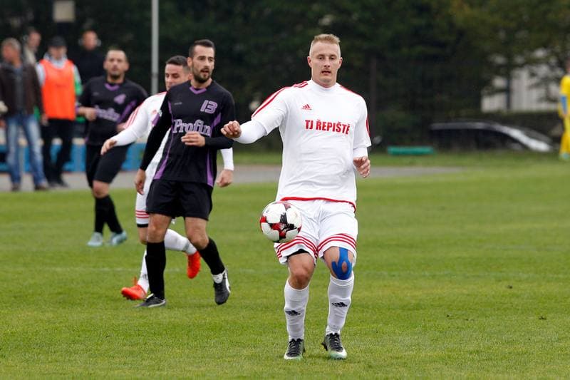 Football. Moravskoslazeska 1B Trida C. TJ Repiste - Banik OKD Doubrava. 21.10.2017