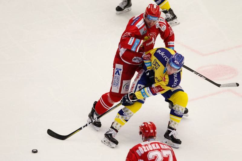 Ice Hockey. Tipsport Extraliga. Ocelari Trinec - Aukro Berani Zlin. 30.12.2017