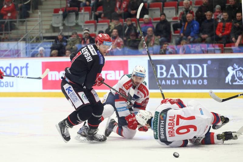 Ice Hockey. Tipsport Extraliga. Ocelari Trinec - Dynamo Pardubice. 02.03.2018