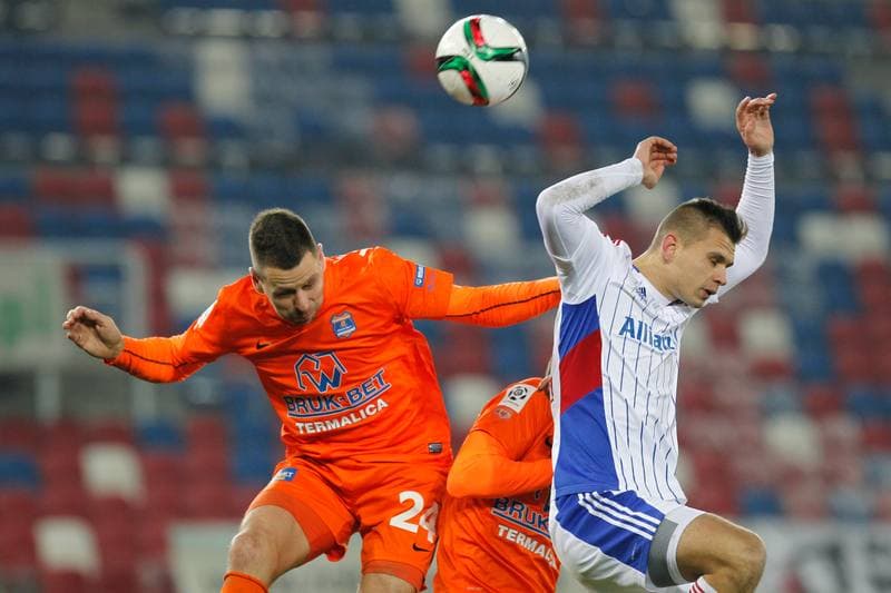 Football. PKO BP Ekstraklasa. Gornik Zabrze - Termalica Bruk-Bet Nieciecza. 12.12.2015