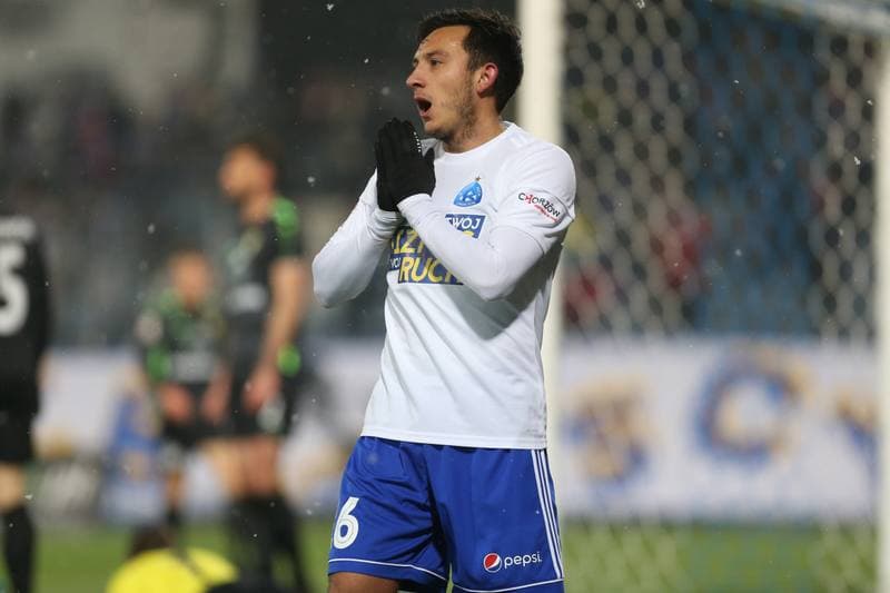 Football. II Liga. Ruch Chorzow - Gornik Leczna. 01.12.2018