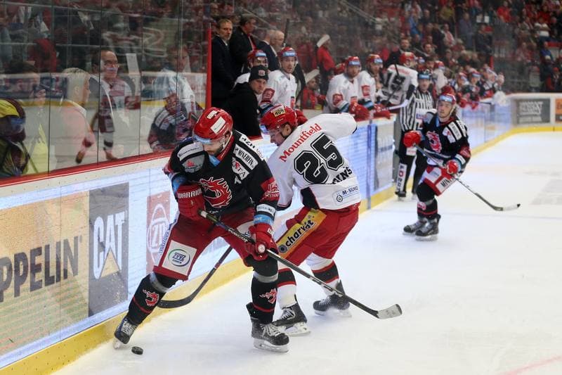 Ice Hockey. TipSport Extraliga. Ocelari Trinec - Mountfield Hradec Kralove. 03.04.2018
