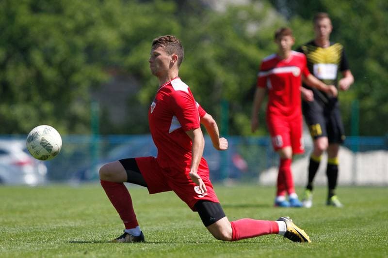 Football. IV Liga. Piast II Gliwice - Ruch II Radzionkow. 05.05.2018