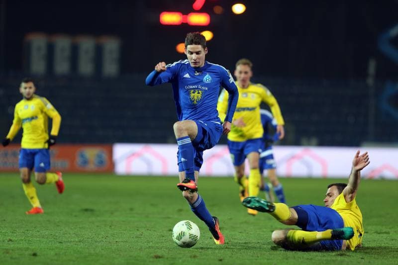 Football. Lotto Ekstraklasa. Ruch Chorzow - Arka Gdynia. 05.12.2016