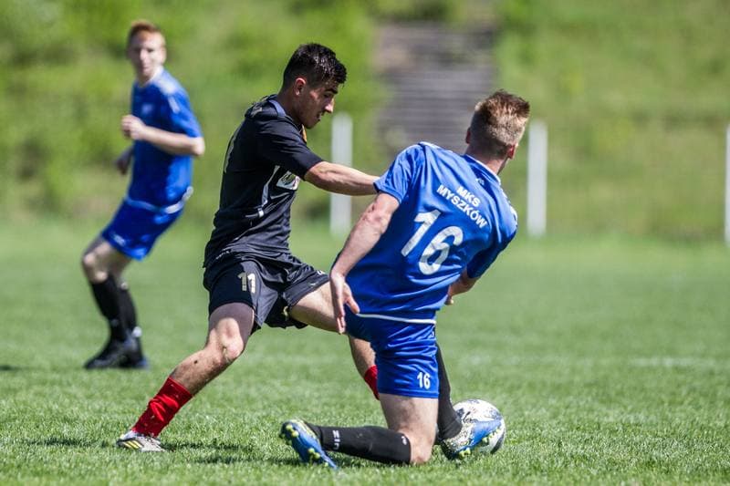 Football. Haiz IV Liga. Polonia Bytom - MKS Myszkow. 01.05.2019