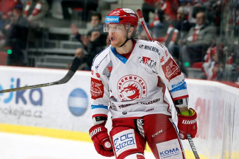 Ice Hockey. Tipsport Extraliga. Ocelari Trinec - Bili Tygri Liberec. 05.02.2017