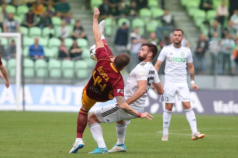 Football. Fortuna:Liga. MFK Karvina - Dukla Praha. 07.10.2018