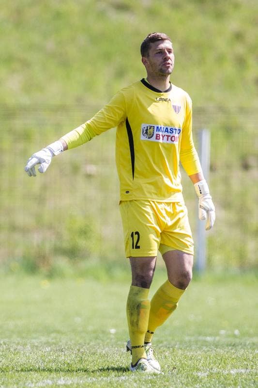 Football. Haiz IV Liga. Polonia Bytom - MKS Myszkow. 01.05.2019