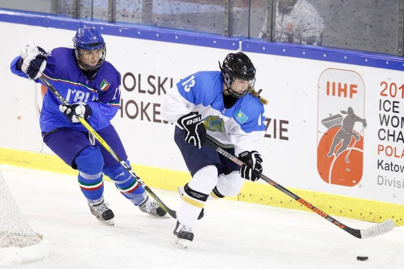 Ice Hockey. Women's World Championship. Kazakhstan - Italy. 14.04.2017