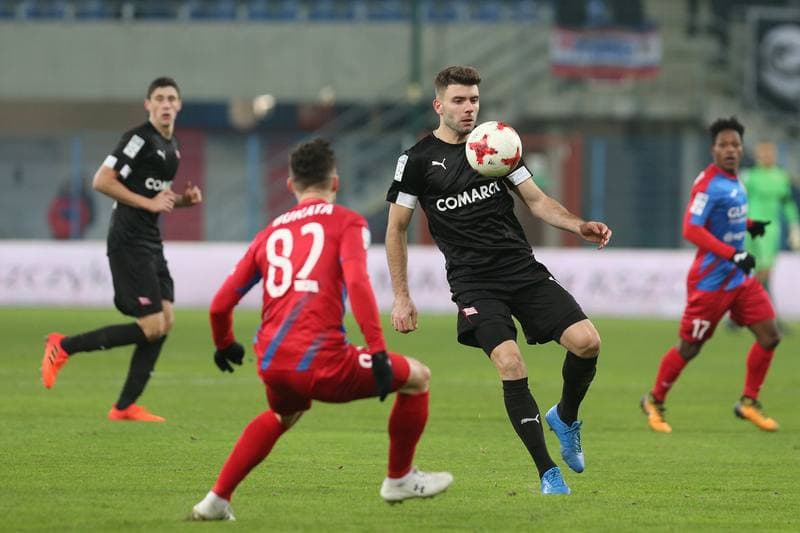 Football. Lotto Ekstraklasa. Piast Gliwice - Cracovia Krakow. 18.11.2017
