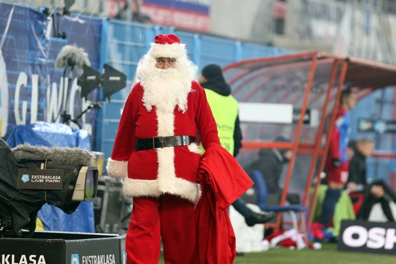 Football. Lotto Ekstraklasa. Piast Gliwice - Lech Poznan. 03.12.2017