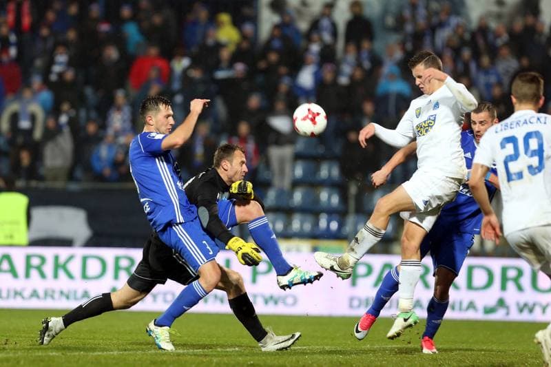 Football. Nice I liga. Ruch Chorzow - Stal Mielec. 17.11.2017
