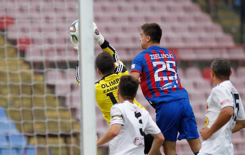 Football. II Liga. Polonia Bytom - Olimpia Zambrow. 15.08.2015