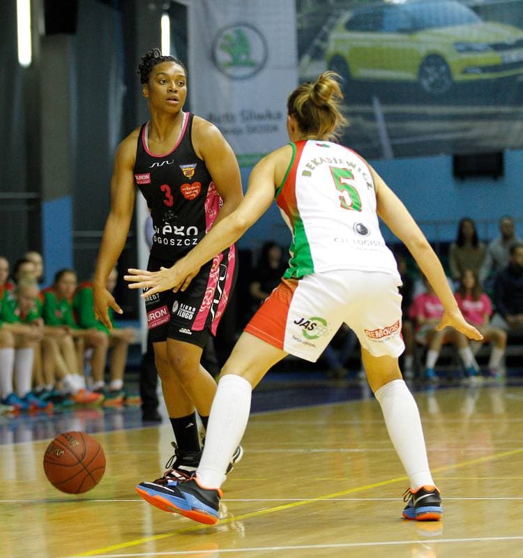 Basketball. Tauron Basket Liga Kobiet. JAS FBG Zaglebie Sosnowiec - Artego Bydgoszcz. 27.09.2015