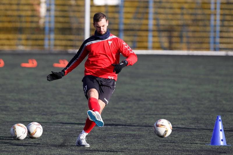 Football. GKS Tychy. Training. 18.01.2018