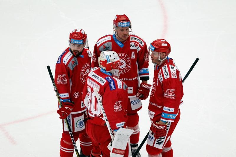 Ice Hockey. Tipsport Extraliga. Ocelari Trinec - Pirati Chomutov. 05.01.2018