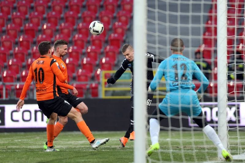 Football. Nice I Liga. GKS Tychy - Chrobry Glogow. 03.03.2018
