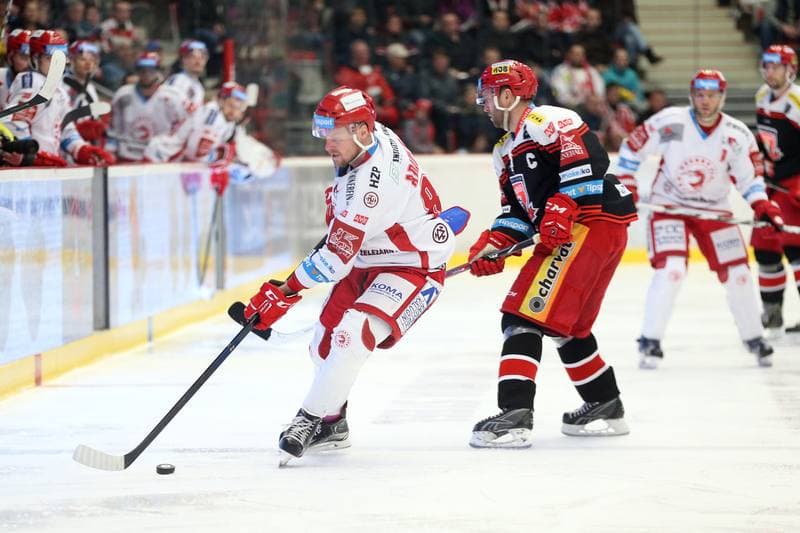 Ice Hockey. Tipsport Extraliga. Ocelari Trinec - Mounfield Hradec Kralove. 26.02.2017