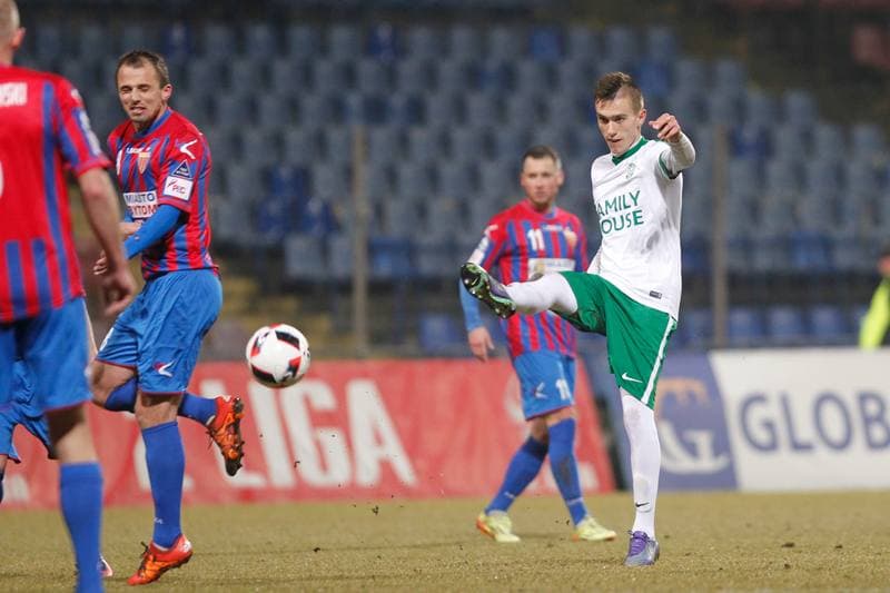 Football. II Liga. Polonia Bytom - Warta Poznan. 03.03.2017