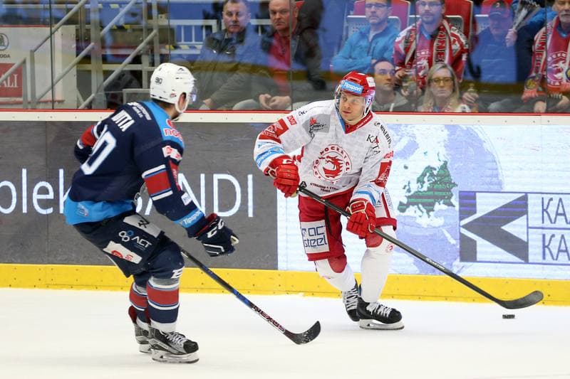 Ice Hockey. Tipsport Extraliga. Ocelari Trinec - Pirati Chomutov. 16.03.2017