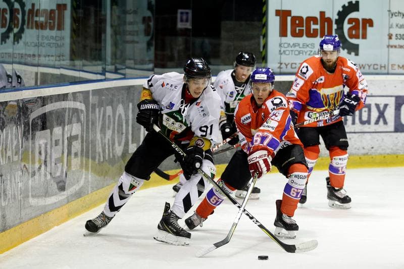 Ice Hockey. Polska Hokej Liga. GKS Tychy - Weglokoks Kraj Polonia Bytom. 02.10.2018