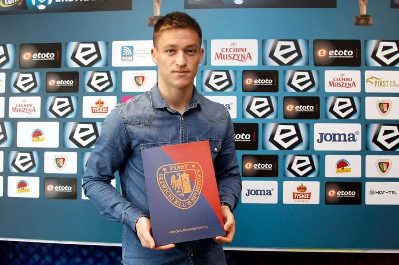 Football. Piast Gliwice. Press Conference. 08.05.2017