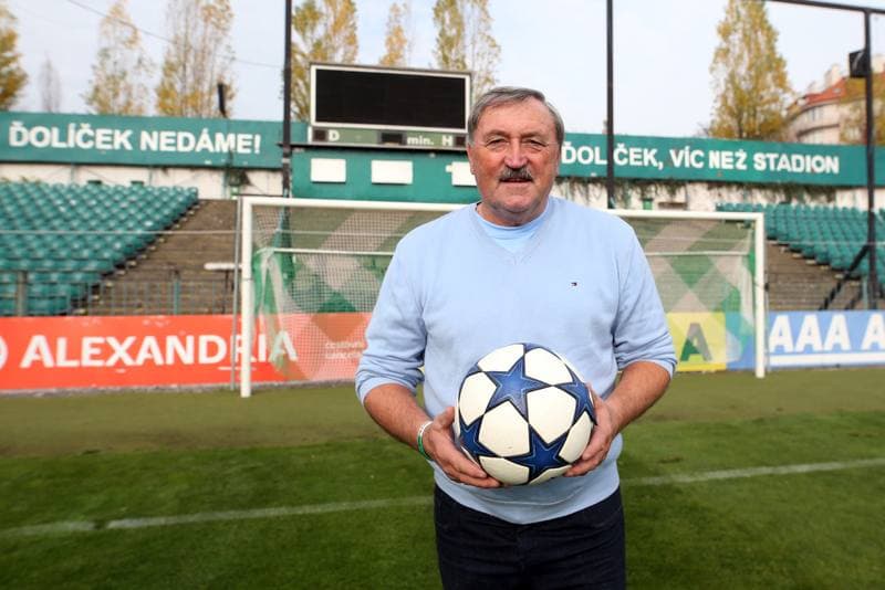 Football. Antonin Panenka. Photocall. 08.11.2018
