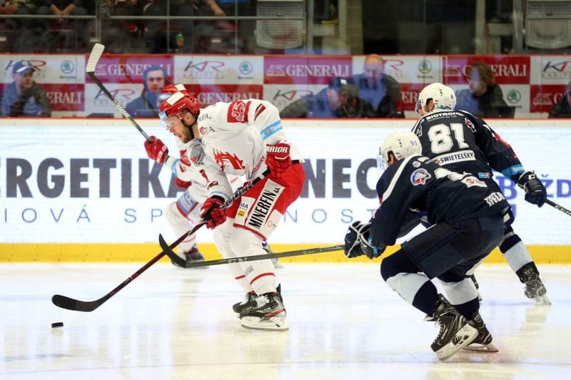 Ice Hockey. Tipsport Extraliga. Ocelari Trinec - Skoda Plzen. 04.04.2019