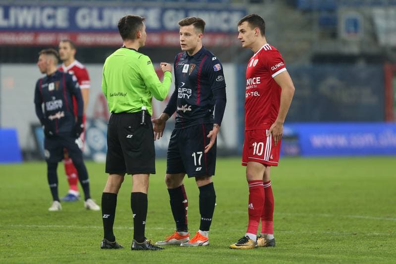 Football. Lotto Ekstraklasa. Piast Gliwice - Pogon Szczecin. 03.12.2018