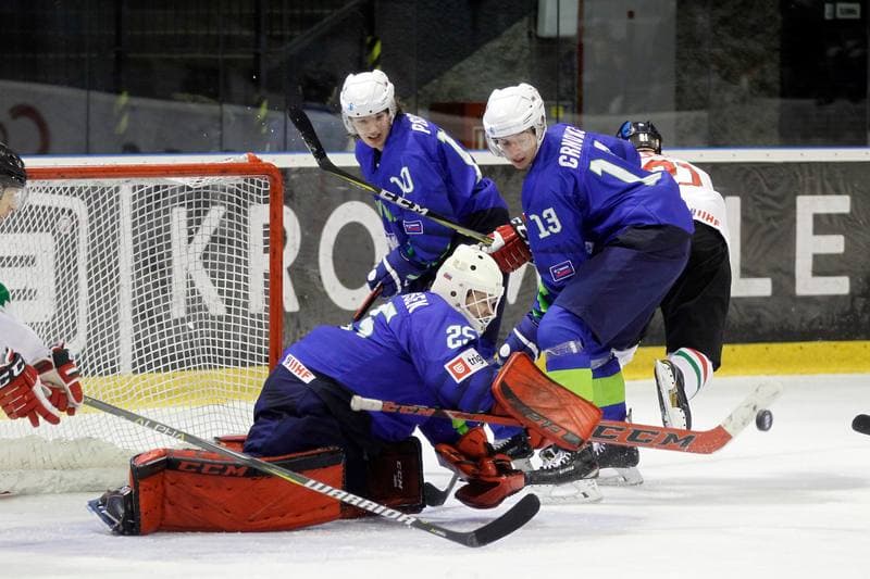 Ice Hockey. U20 World Championship Division 1B. Slovenia - Hungary. 12.12.2018