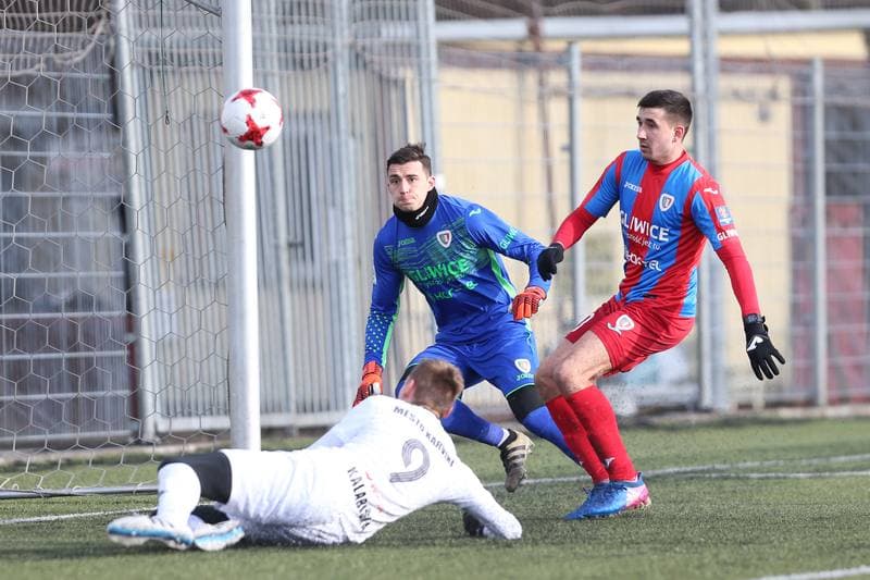 Football. Sparing. MFK Karvina - Piast Gliwice. 20.01.2018