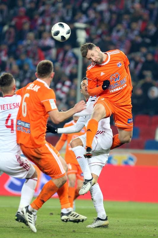 Football. Lotto Ekstraklasa. Gornik Zabrze - Bruk-Bet Termalica Nieciecza. 19.02.2018